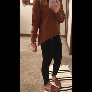 Knit pullover rust color